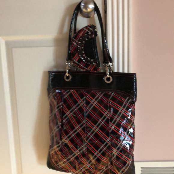 Vera Bradley Frill with pouch included - Picture 3 of 10